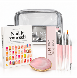 Nail art pakket + boek 'Nail it Yourself'